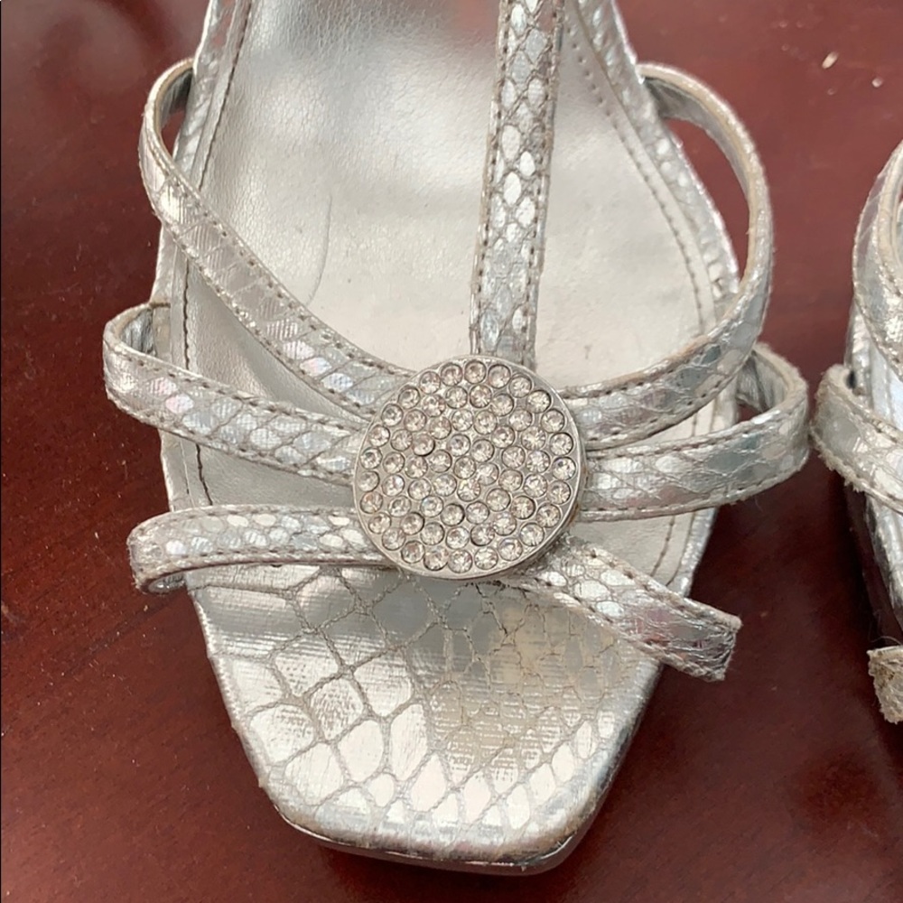 9M Nina silver platform heels